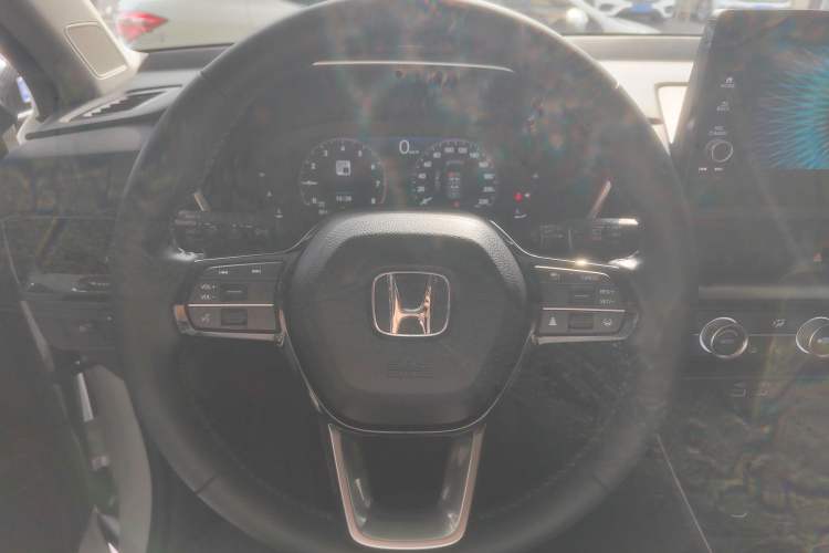 Used Honda CR-V 2024 240TURBO Two-Wheel-Drive Deluxe Version 7 Seats Interior 3