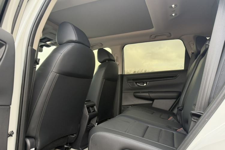 Used Honda CR-V 2024 240TURBO Two-Wheel-Drive FENGSHANG Edition 5 Seats Interior 5