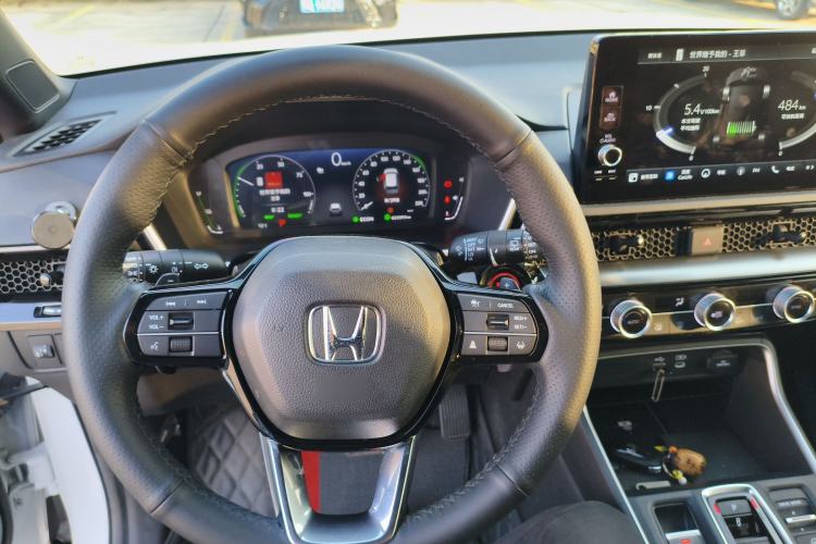 Used Honda CR-V 2024 2.0L eHEV Two-Wheel Drive Smart Edition Interior 5
