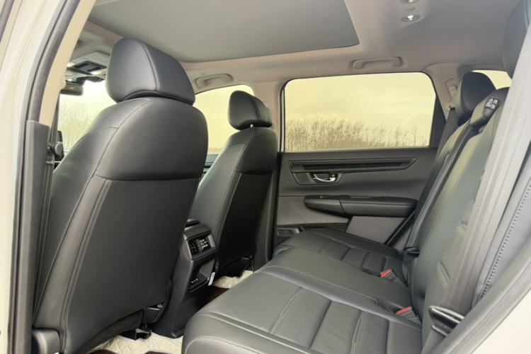 Used Honda CR-V 2024 240TURBO Two-Wheel-Drive FENGSHANG Edition 5 Seats Interior 6