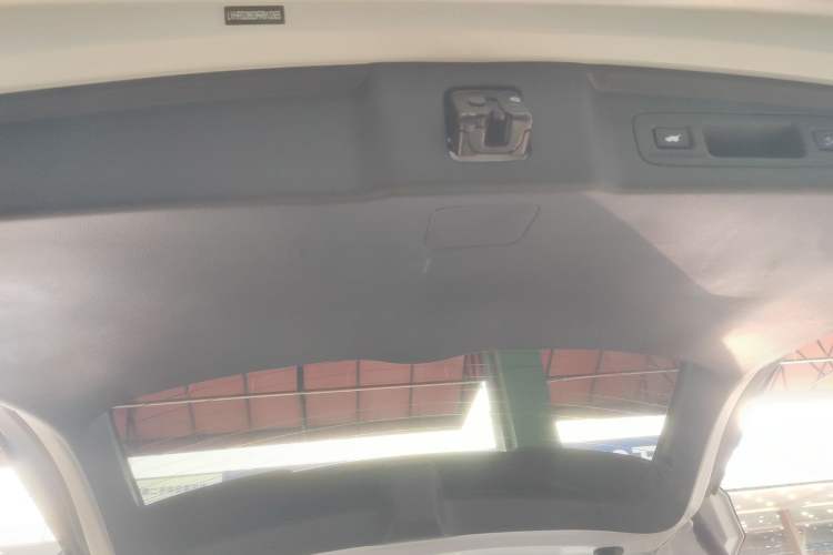 Used Honda CR-V 2024 240TURBO Two-Wheel-Drive Deluxe Version 7 Seats Interior 6