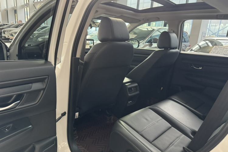 Used Honda CR-V 2024 240TURBO Two-Wheel Drive Smart Edition 5 Seats Interior 6