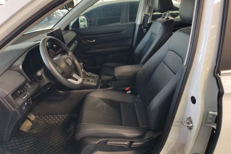Used Honda CR-V 2024 240TURBO Two-Wheel-Drive Active Version 5 Seats Left Front Seat