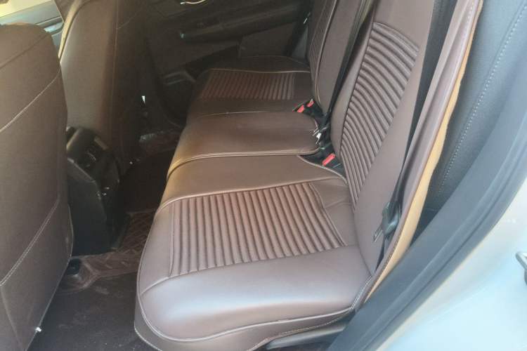 Used Honda CR-V 2024 2.0L eHEV Two-Wheel Drive Smart Edition Left Rear Seat