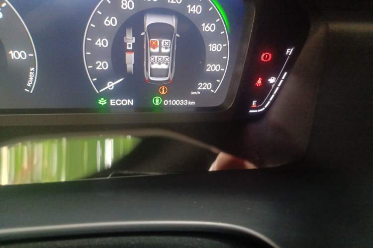 Used Honda CR-V 2024 2.0L eHEV Two-Wheel Drive Smart Edition Odometer Close Up