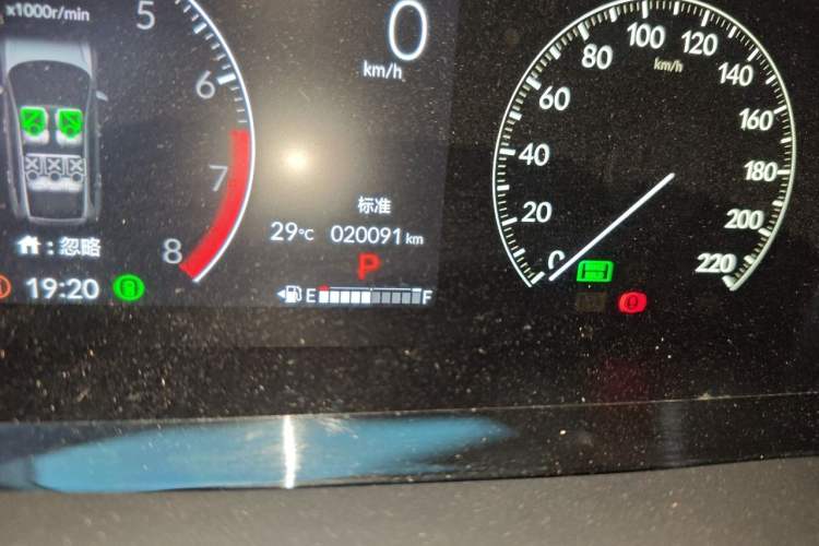 Used Honda CR-V 2024 240TURBO Two-Wheel-Drive FENGSHANG Edition 5 Seats Odometer Close Up