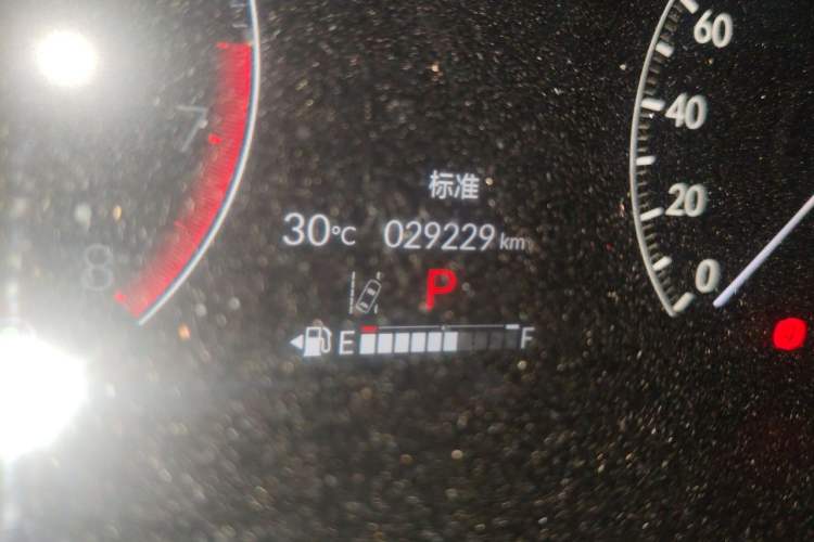 Used Honda CR-V 2024 240TURBO Two-Wheel-Drive FENGSHANG Edition 5 Seats Odometer Close Up