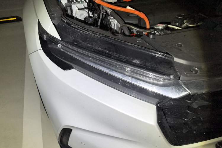 Used Honda CR-V 2024 2.0L eHEV Two-Wheel Drive Smart Edition Right Front Headlight