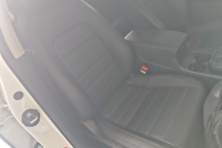 Used Honda CR-V 2024 240TURBO Two-Wheel-Drive FENGSHANG Edition 5 Seats Right Front Seat