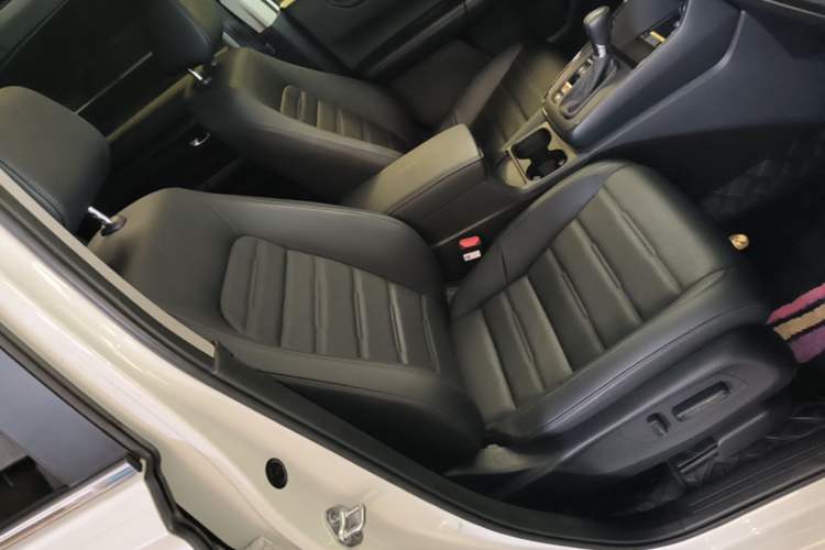 Used Honda CR-V 2024 240TURBO Two-Wheel-Drive FENGSHANG Edition 5 Seats Right Front Seat