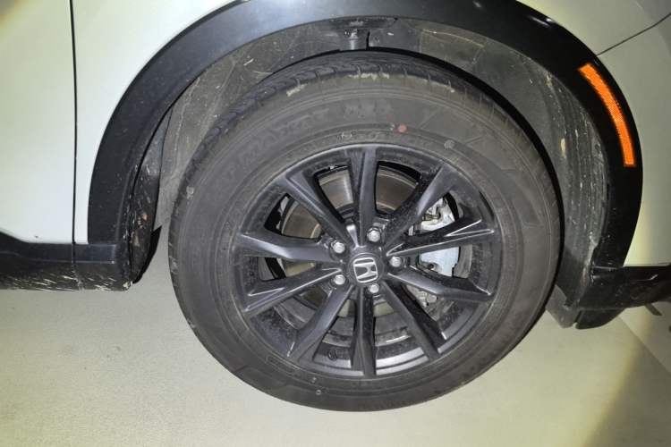Used Honda CR-V 2024 2.0L eHEV Two-Wheel Drive Smart Edition Right Front Wheel Hub