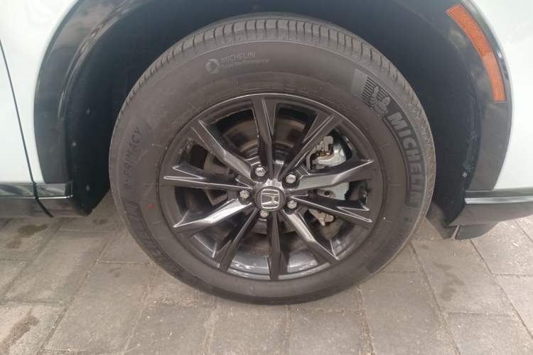 Used Honda CR-V 2024 2.0L eHEV Two-Wheel Drive Smart Edition Right Front Wheel Hub