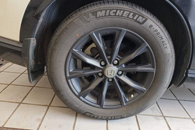 Used Honda CR-V 2024 2.0L eHEV Two-Wheel Drive Smart Edition Right Rear Wheel Hub