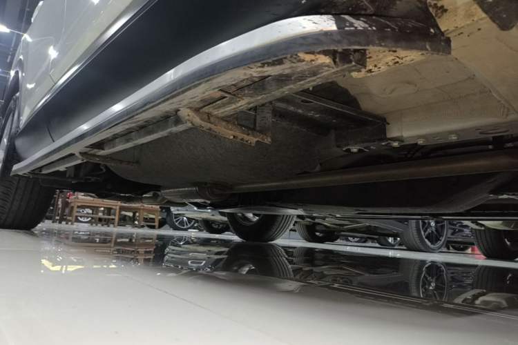 Used Honda CR-V 2024 240TURBO Two-Wheel-Drive Active Version 5 Seats Right Side Sill