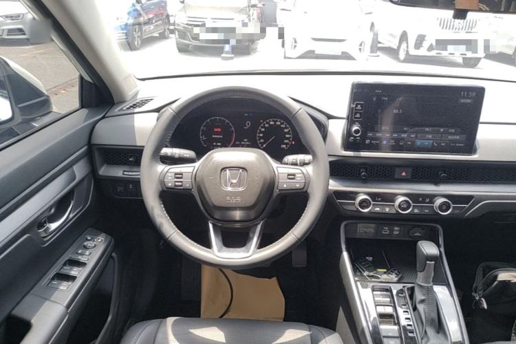 Used Honda CR-V 2024 240TURBO Two-Wheel-Drive FENGSHANG Edition 5 Seats Steering Wheel