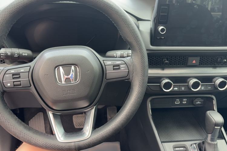 Used Honda CR-V 2024 240TURBO Two-Wheel-Drive Active Version 5 Seats Steering Wheel