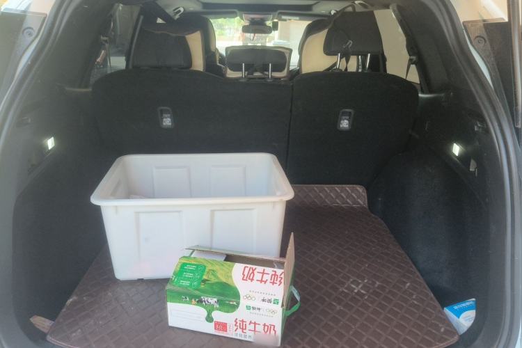 Used Honda CR-V 2024 2.0L eHEV Two-Wheel Drive Smart Edition Trunk