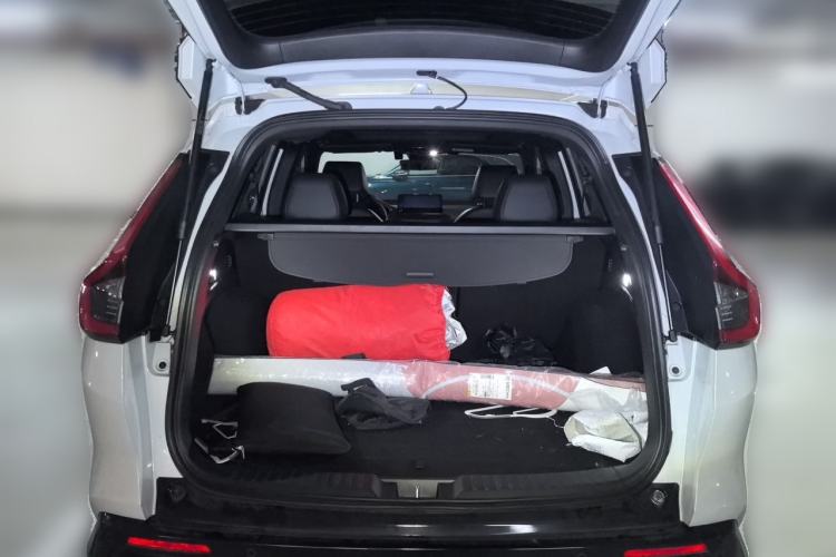 Used Honda CR-V 2024 2.0L eHEV Two-Wheel Drive Smart Edition Trunk