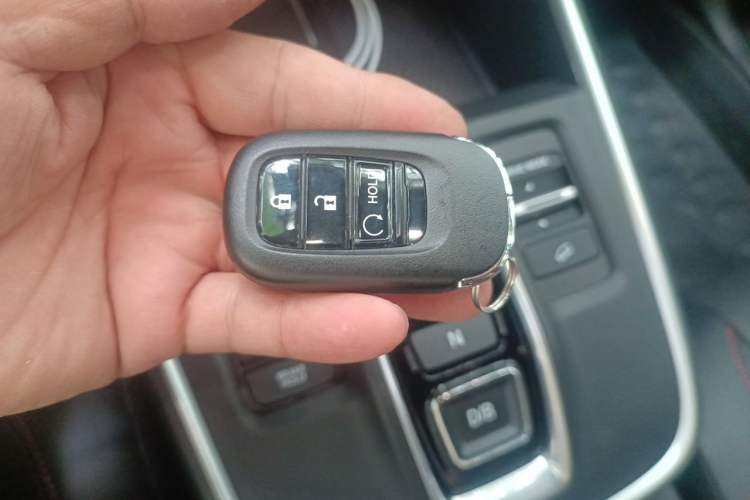 Used Honda CR-V 2024 2.0L eHEV Two-Wheel Drive Smart Edition Vehicle Key