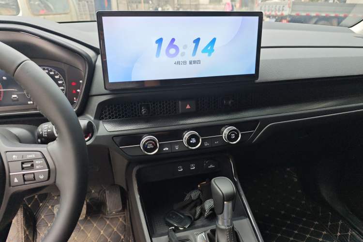Used Honda CR-V 2026 Global 30th Anniversary Model 240TURBO Two-Wheel-Drive Fashion 5-Seater Edition Audio And AC Panel