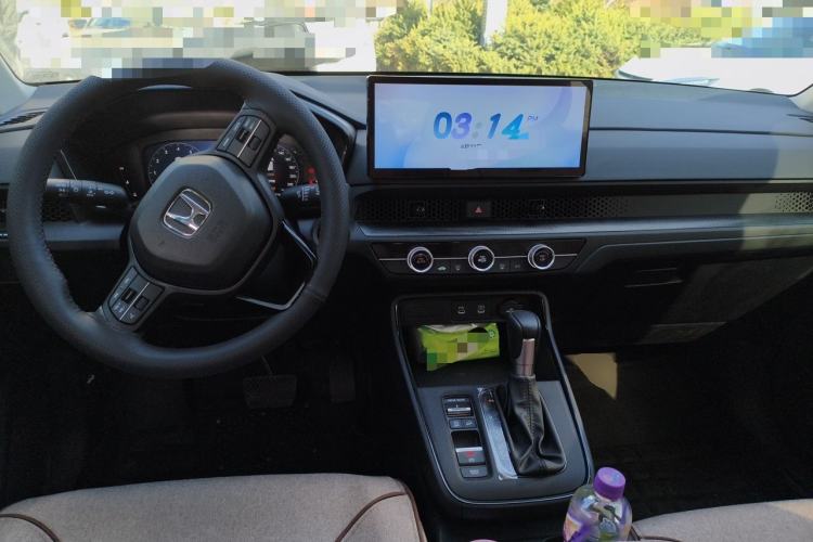 Used Honda CR-V 2026 Model—Global 30-Year Glory Edition 240TURBO Two-Wheel-Drive Dynamic Version Center Console