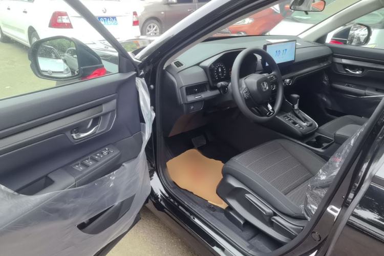 Used Honda CR-V 2026 Model—Global 30-Year Glory Edition 240TURBO Two-Wheel-Drive Dynamic Version Driver Seat