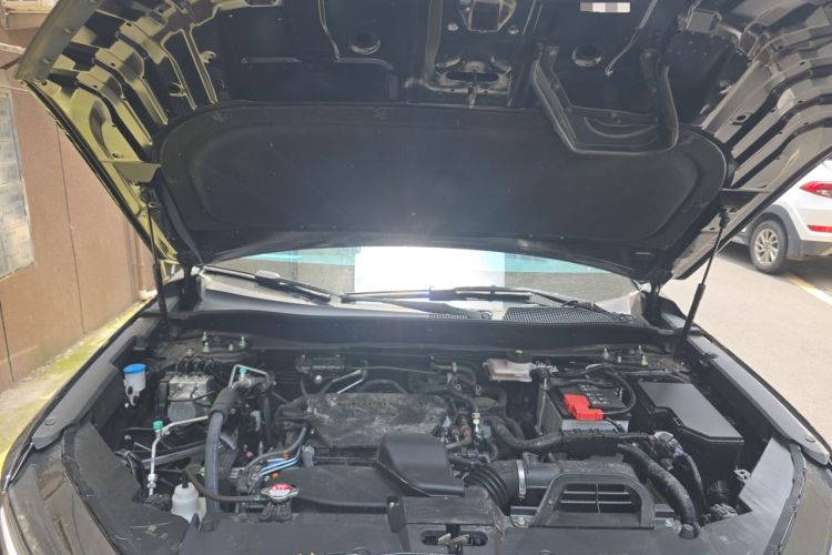 Used Honda CR-V 2026 Model—Global 30-Year Glory Edition 240TURBO Two-Wheel-Drive Dynamic Version Engine Bay