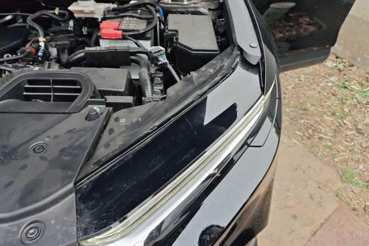 Used Honda CR-V 2026 Global 30th Anniversary Model 240TURBO Two-Wheel-Drive Fashion 5-Seater Edition Engine Bay Left