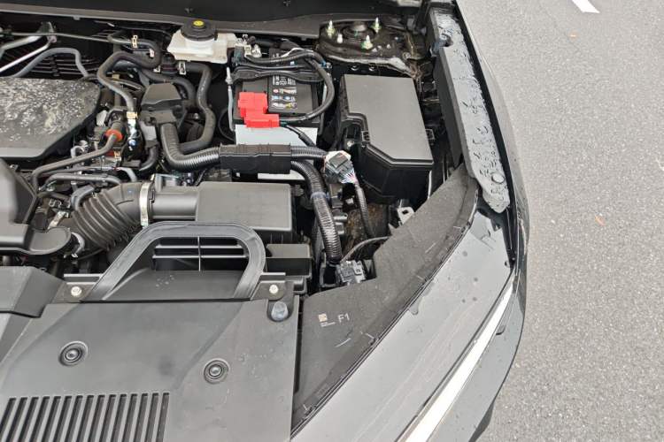 Used Honda CR-V 2026 Global 30th Anniversary Model 240TURBO Two-Wheel-Drive Fashion 7-Seater Edition Engine Bay Left
