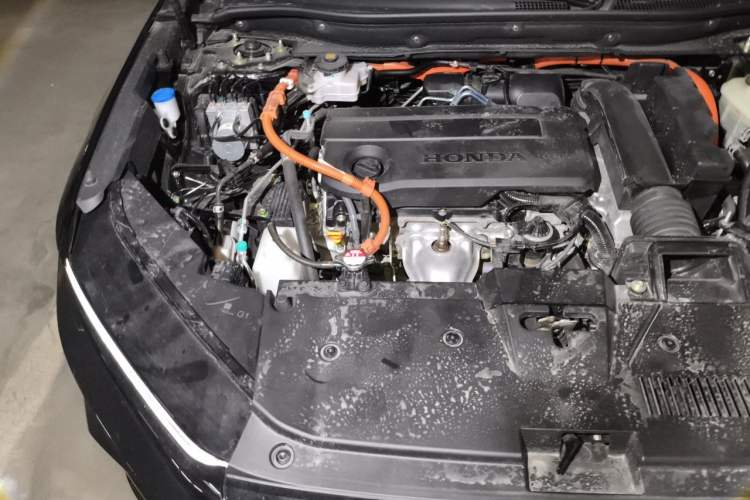 Used Honda CR-V 2026 Model—Global 30-Year Glory Edition 2.0L e:HEV Two-Wheel-Drive Smart Comfort Version Engine Bay Right