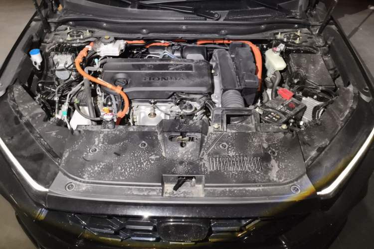 Used Honda CR-V 2026 Model—Global 30-Year Glory Edition 2.0L e:HEV Two-Wheel-Drive Smart Comfort Version Engine Bay