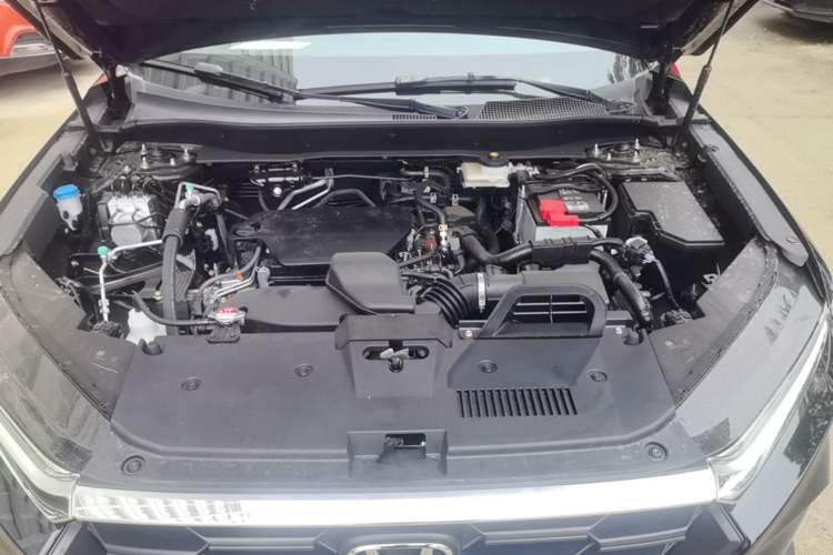 Used Honda CR-V 2026 Model—Global 30-Year Glory Edition 240TURBO Two-Wheel-Drive Dynamic Version Engine Bay