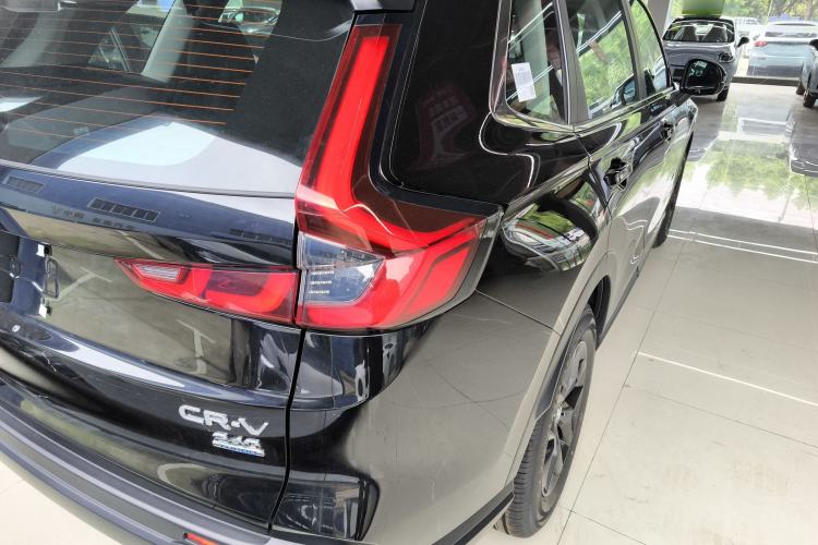 Used Honda CR-V 2026 Model—Global 30-Year Glory Edition 240TURBO Two-Wheel-Drive Dynamic Version Exterior 3
