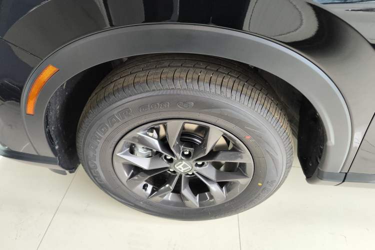 Used Honda CR-V 2026 Model—Global 30-Year Glory Edition 240TURBO Two-Wheel-Drive Dynamic Version Exterior 4