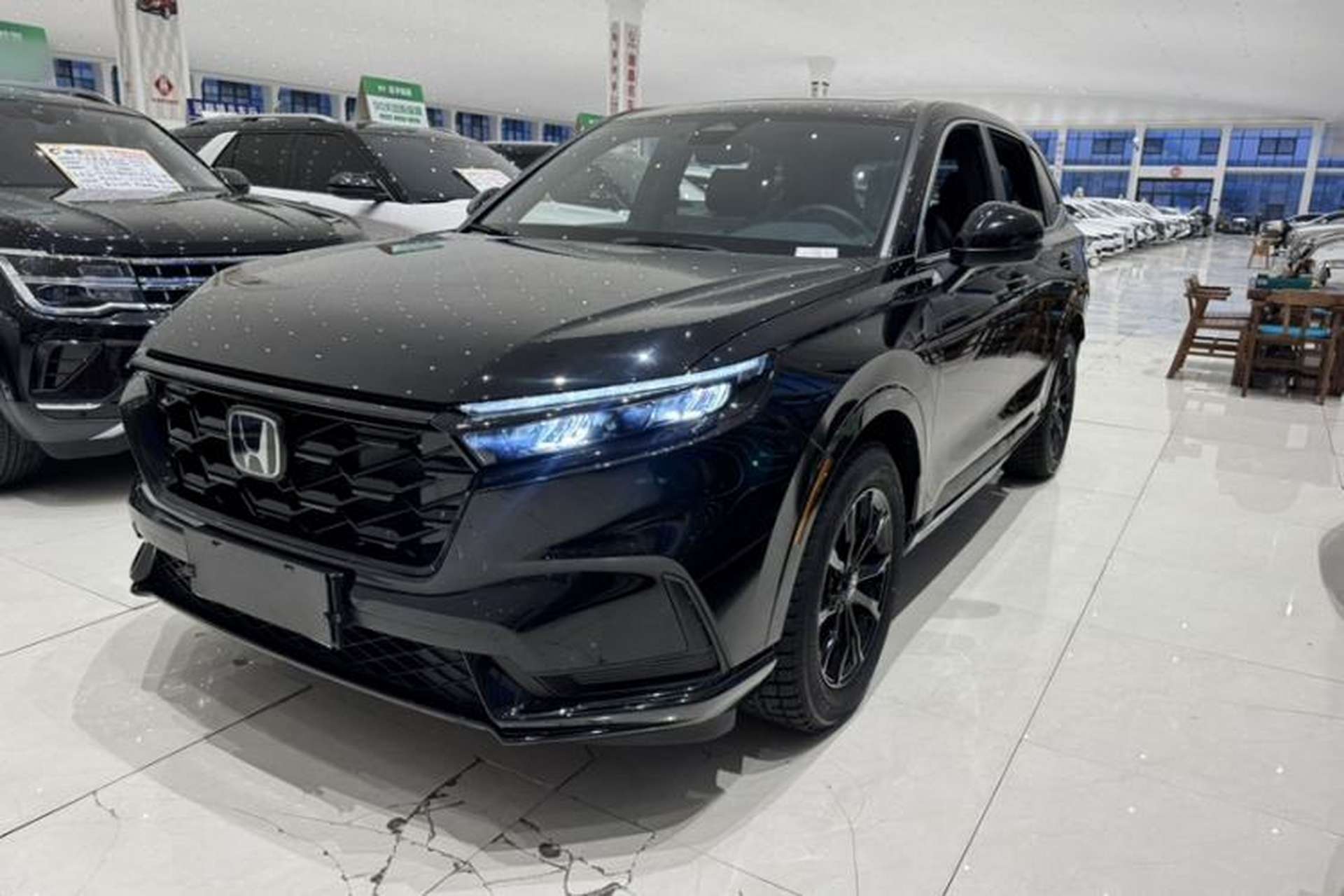 Used Honda CR-V 2026 Model—Global 30-Year Glory Edition 2.0L e:HEV Two-Wheel-Drive Smart Enjoyment Version Front Left 45 Deg