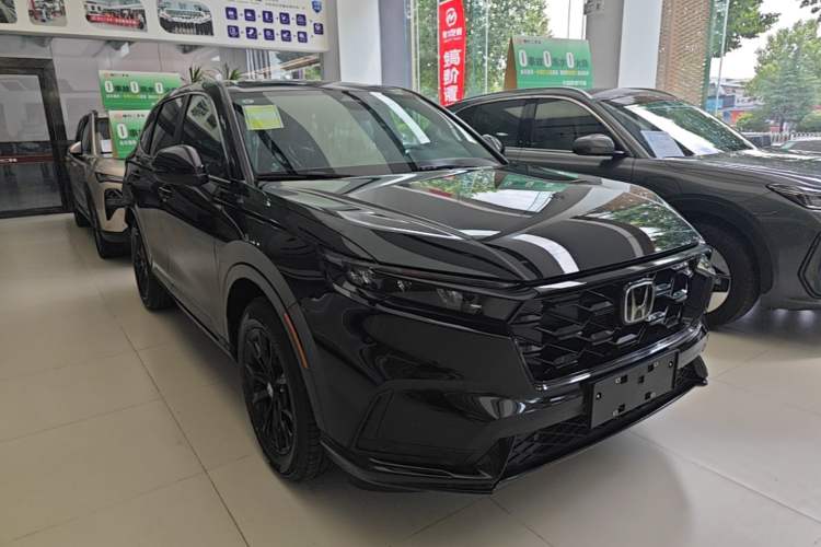 Used Honda CR-V 2026 Model—Global 30-Year Glory Edition 2.0L e:HEV Two-Wheel-Drive Smart Comfort Version Front Right 45 Deg