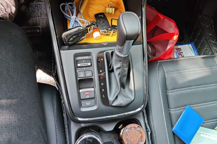Used Honda CR-V 2026 Model—Global 30-Year Glory Edition 240TURBO Two-Wheel-Drive Dynamic Version Gear Lever