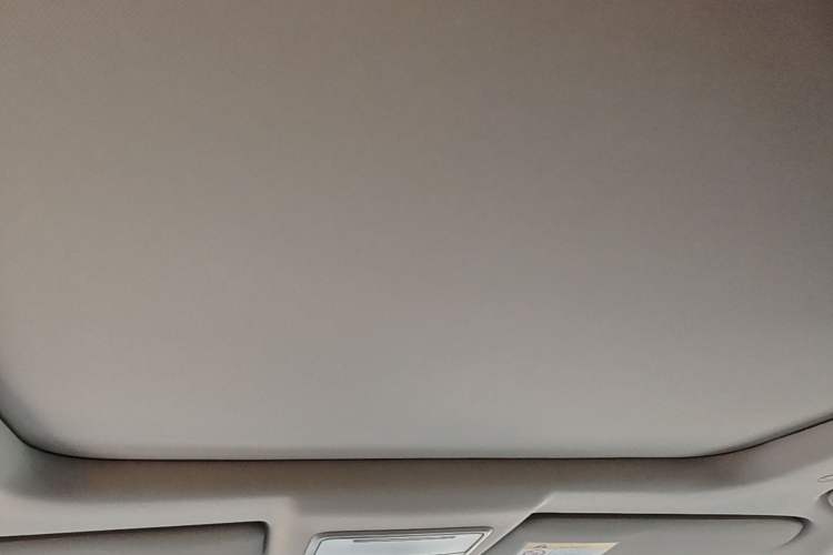 Used Honda CR-V 2026 Global 30th Anniversary Model 240TURBO Two-Wheel-Drive Fashion 5-Seater Edition Headliner