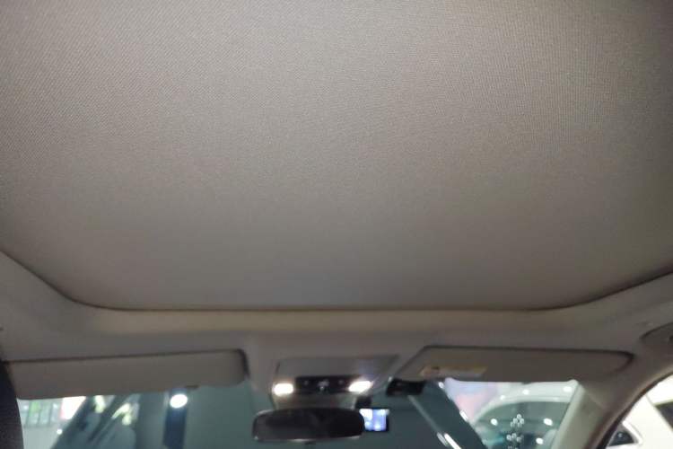 Used Honda CR-V 2026 Global 30th Anniversary Model 240TURBO Two-Wheel-Drive Fashion 5-Seater Edition Headliner