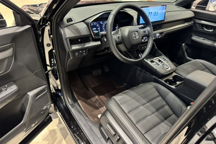 Used Honda CR-V 2026 Model—Global 30-Year Glory Edition 2.0L e:HEV Two-Wheel-Drive Smart Enjoyment Version Interior 4