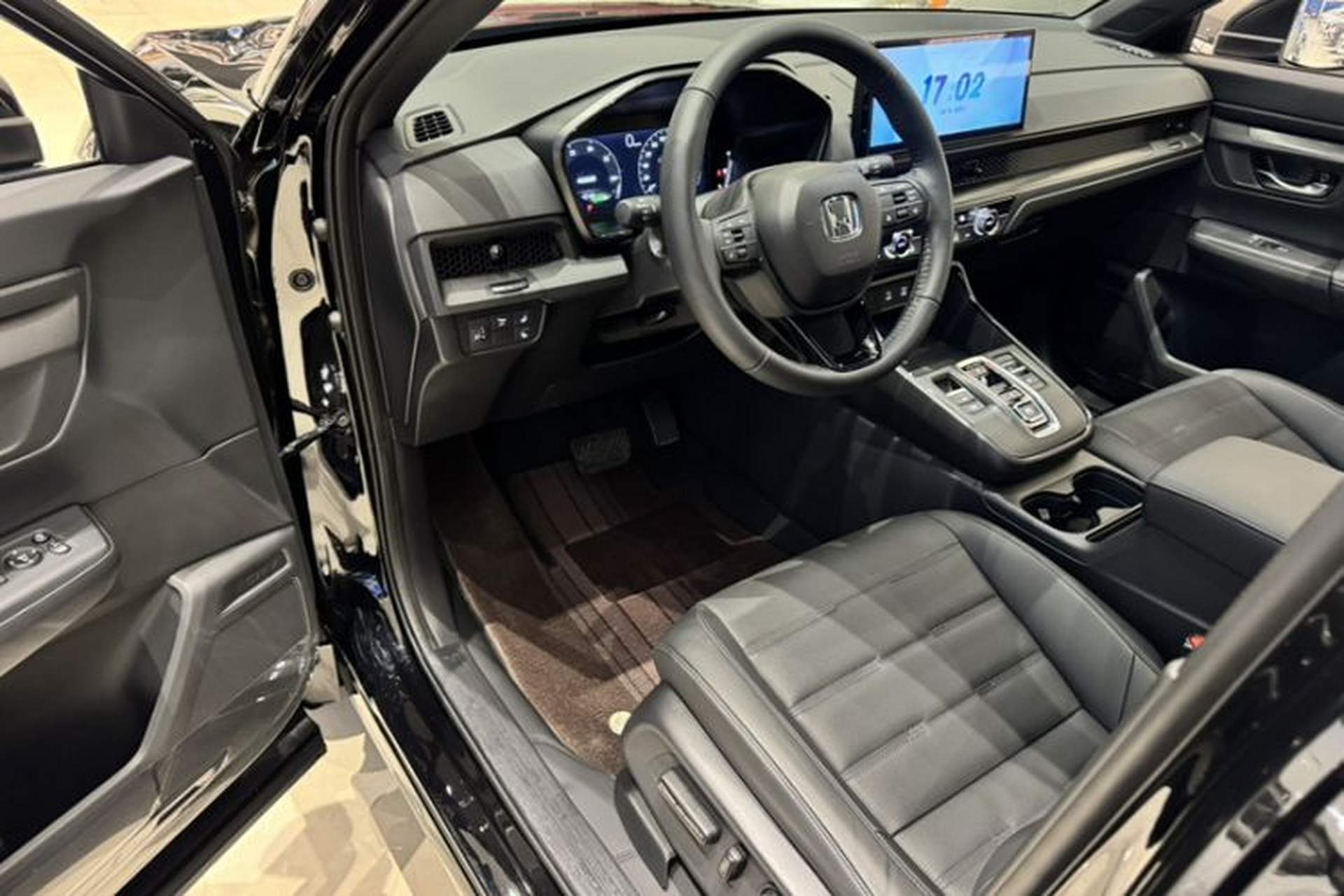 Used Honda CR-V 2026 Model—Global 30-Year Glory Edition 2.0L e:HEV Two-Wheel-Drive Smart Enjoyment Version Interior 4