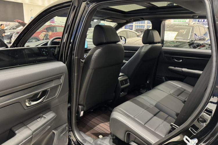 Used Honda CR-V 2026 Model—Global 30-Year Glory Edition 2.0L e:HEV Two-Wheel-Drive Smart Enjoyment Version Interior 6