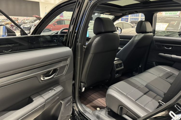 Used Honda CR-V 2026 Model—Global 30-Year Glory Edition 2.0L e:HEV Two-Wheel-Drive Smart Enjoyment Version Interior 7
