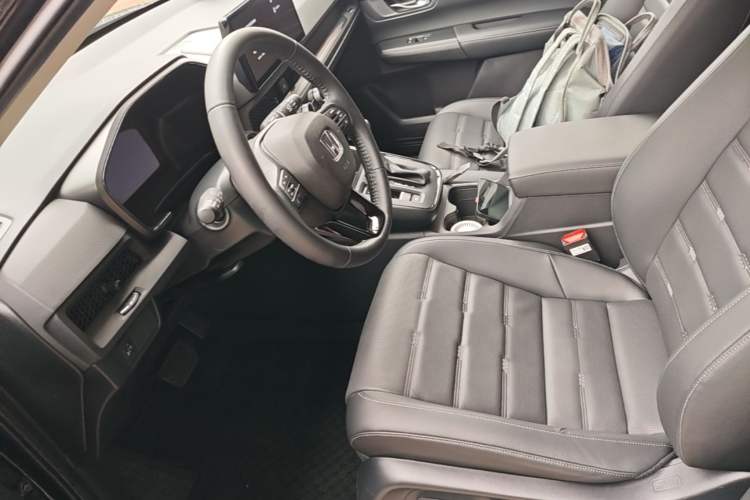 Used Honda CR-V 2026 Global 30th Anniversary Model 240TURBO Two-Wheel-Drive Fashion 5-Seater Edition Left Front Seat