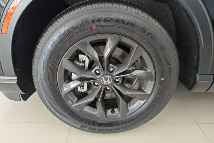 Used Honda CR-V 2026 Model—Global 30-Year Glory Edition 240TURBO Two-Wheel-Drive Dynamic Version Left Front Wheel Hub