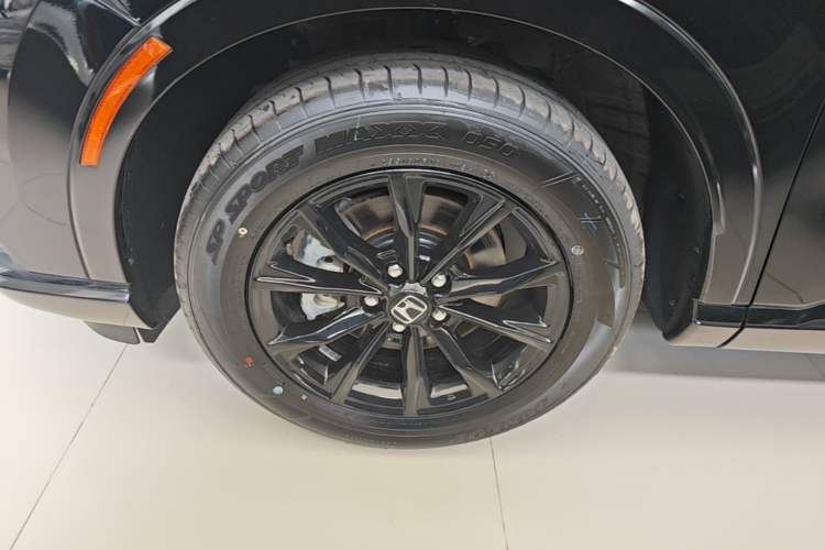 Used Honda CR-V 2026 Model—Global 30-Year Glory Edition 2.0L e:HEV Two-Wheel-Drive Smart Comfort Version Left Front Wheel Hub