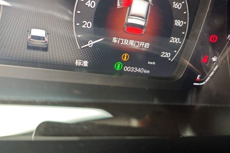 Used Honda CR-V 2026 Global 30th Anniversary Model 240TURBO Two-Wheel-Drive Fashion 5-Seater Edition Odometer Close Up