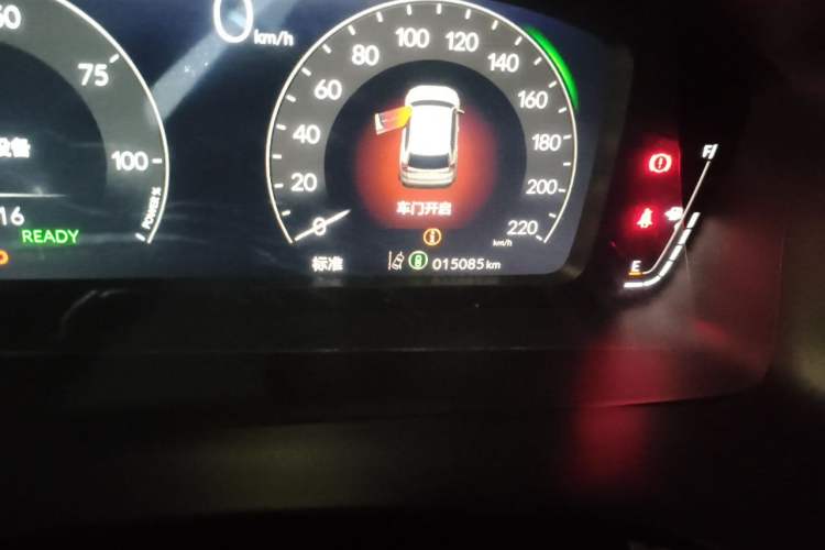 Used Honda CR-V 2026 Model—Global 30-Year Glory Edition 2.0L e:HEV Two-Wheel-Drive Smart Comfort Version Odometer Close Up