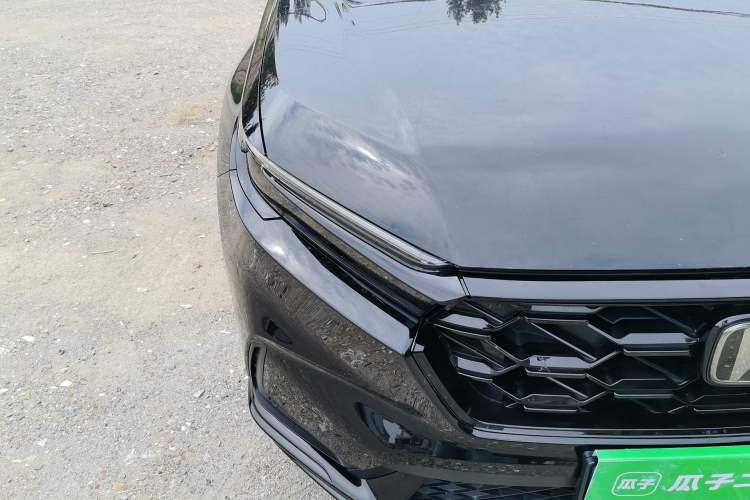 Used Honda CR-V 2026 Model—Global 30-Year Glory Edition 2.0L e:HEV Two-Wheel-Drive Smart Comfort Version Right Front Headlight
