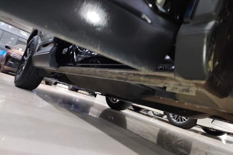Used Honda CR-V 2026 Global 30th Anniversary Model 240TURBO Two-Wheel-Drive Fashion 5-Seater Edition Right Side Sill
